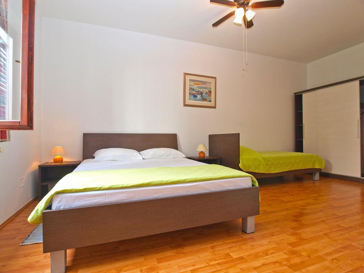 פאז'אנה Rooms Ivica 1452 מראה חיצוני תמונה