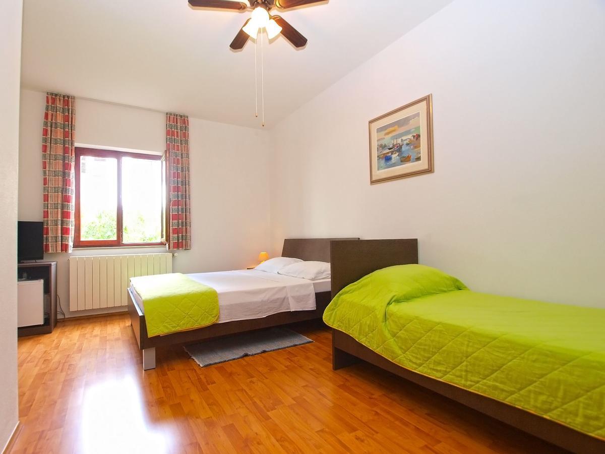 פאז'אנה Rooms Ivica 1452 מראה חיצוני תמונה