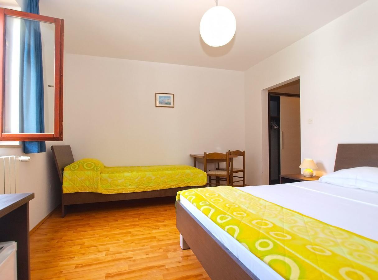 פאז'אנה Rooms Ivica 1452 מראה חיצוני תמונה